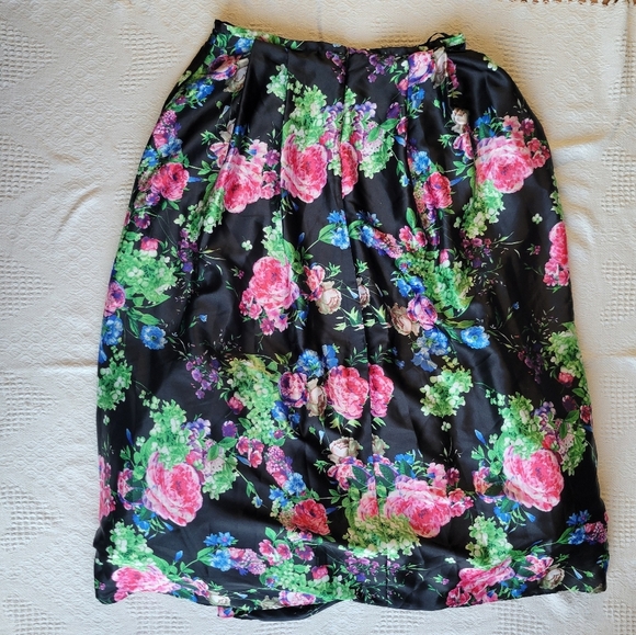 Blondie Nites Formal Maxi Length Floral Prom/Evening Full Skirt - Picture 3 of 12